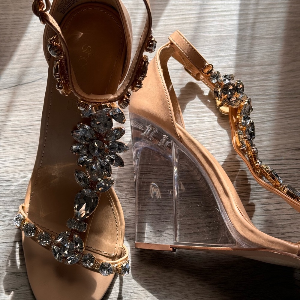 ShoeDazzle Constance Wedge Sandal - Picture 5 of 12